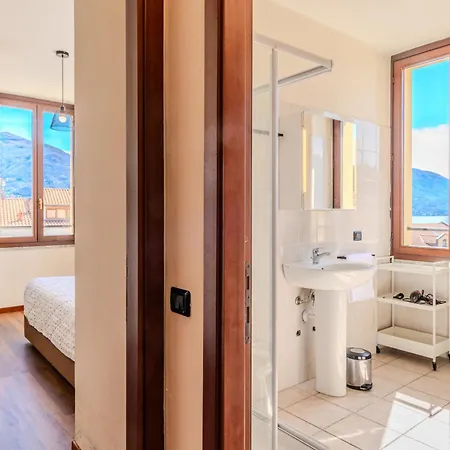 Apartment Piazza San Giuseppe-7 By Interhome
