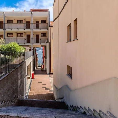 Piazza San Giuseppe-7 By Interhome *
